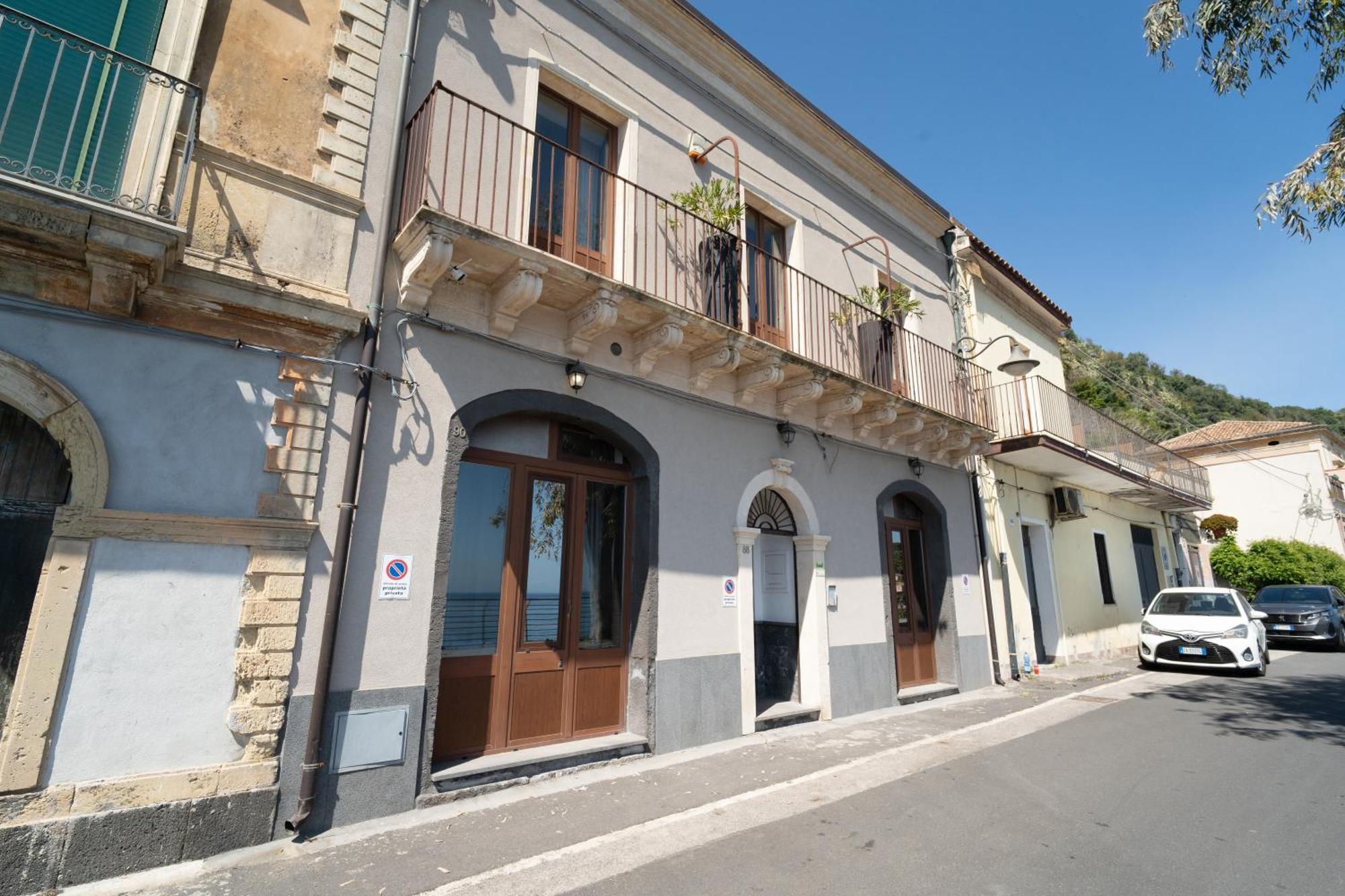 Hotel Casa Scala Acireale Esterno foto