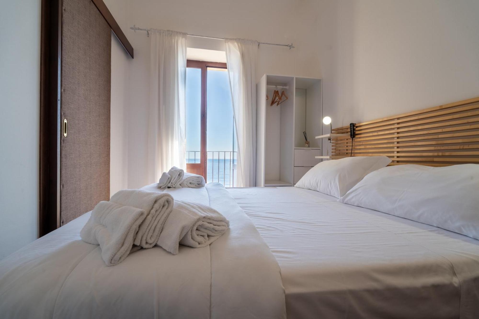 Hotel Casa Scala Acireale Esterno foto