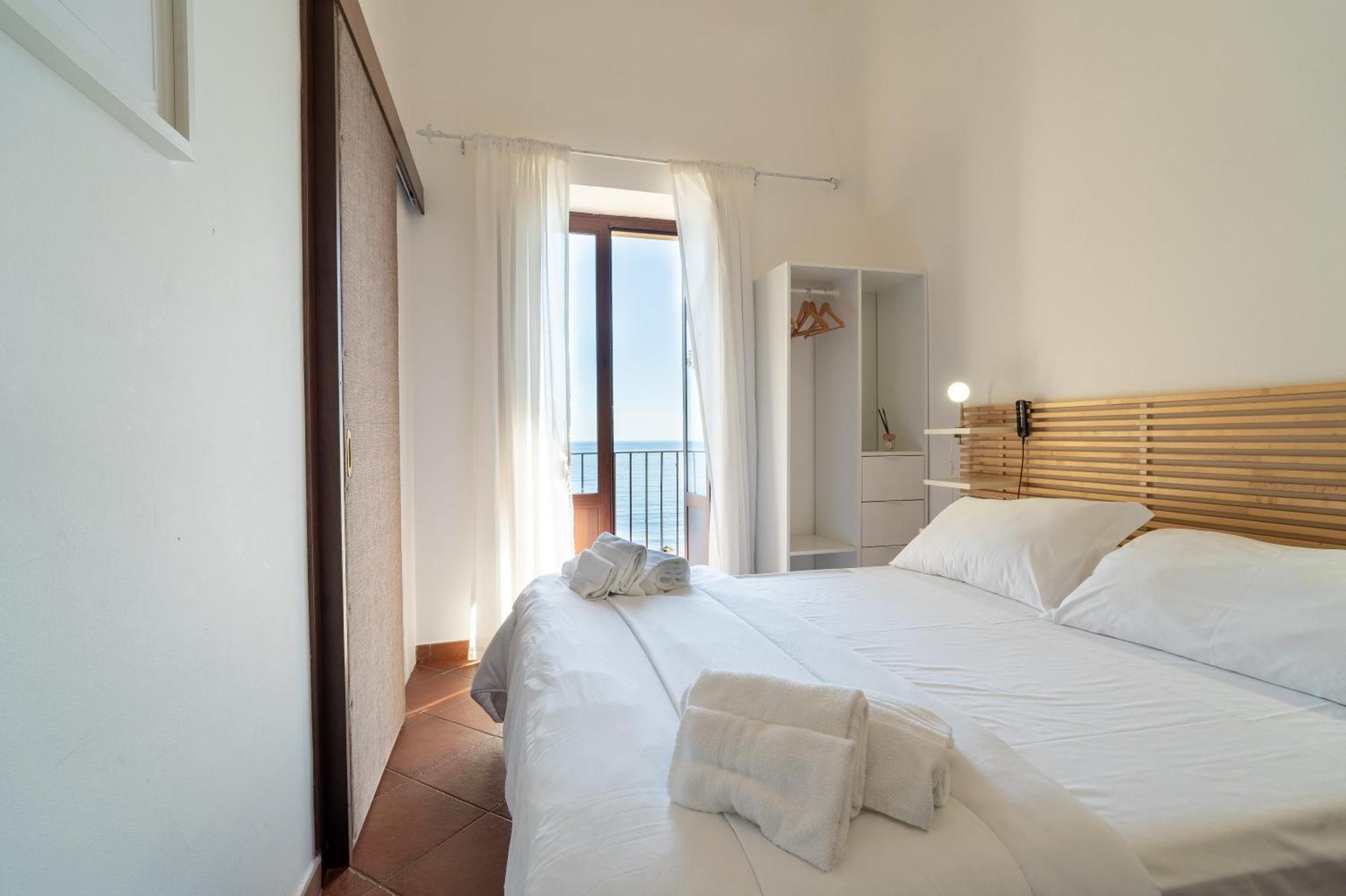 Hotel Casa Scala Acireale Esterno foto