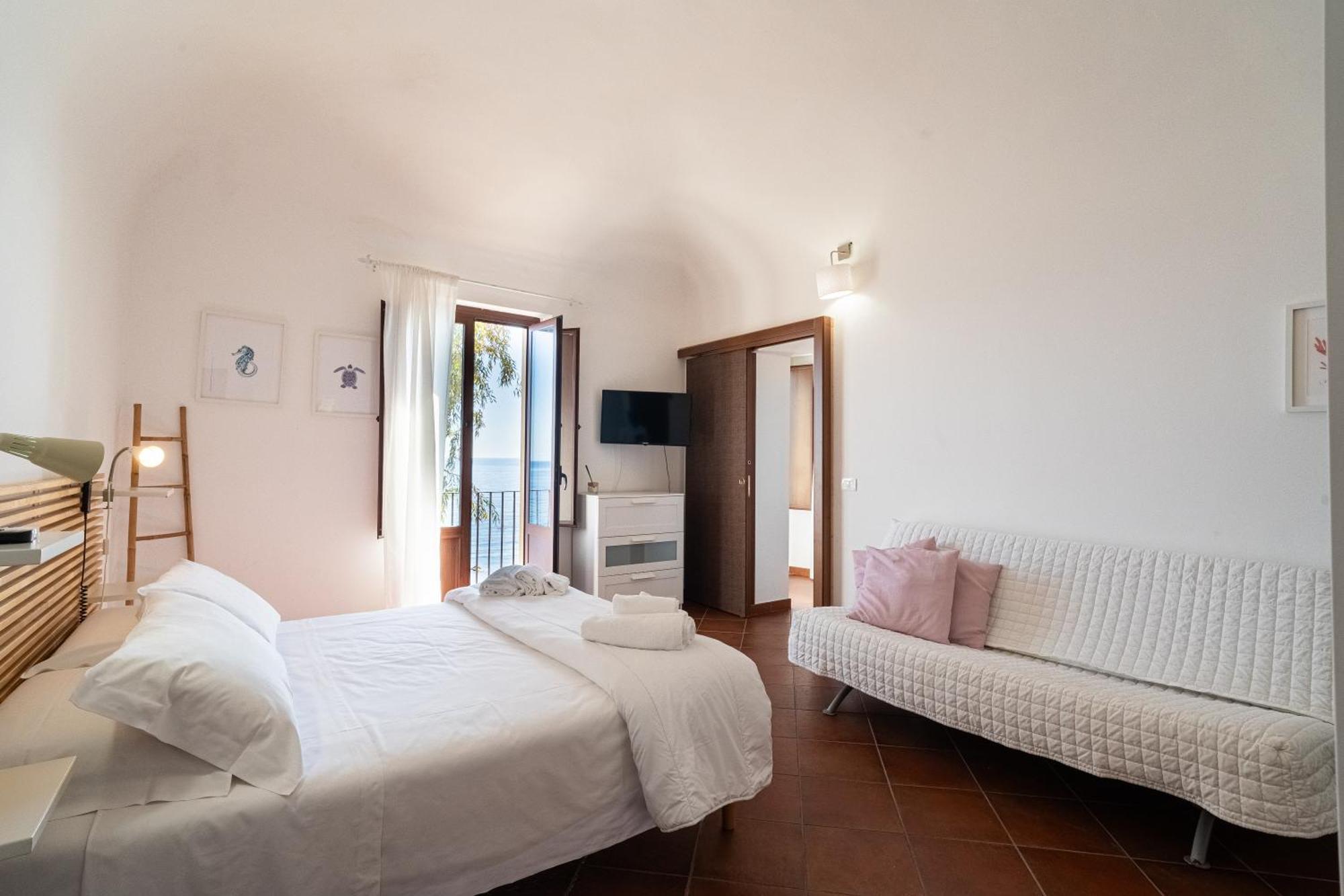 Hotel Casa Scala Acireale Esterno foto
